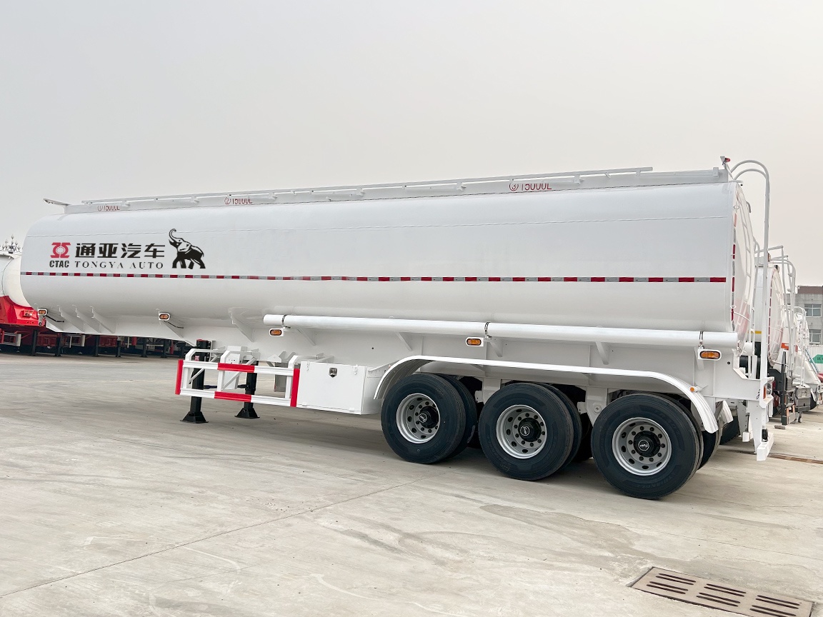 3 Axle 45000 Liter Oil Tanker Semi Trailer