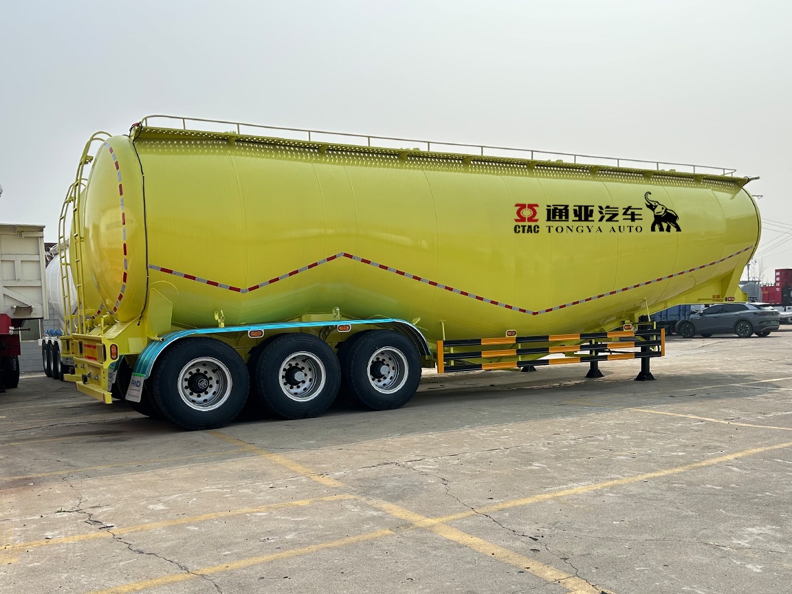 Powder Tanker Semi Trailer with 2 Compartment