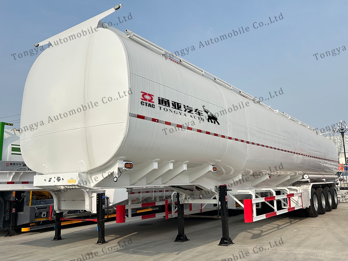 4 Axle 80000L Fuel Tanker Semi Trailer