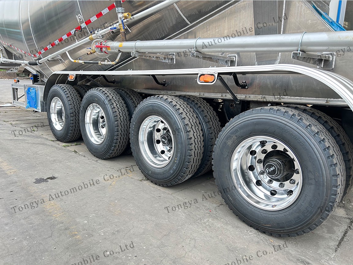 4 Axle Aluminum Bulk Cement Tanker Semi Trailer