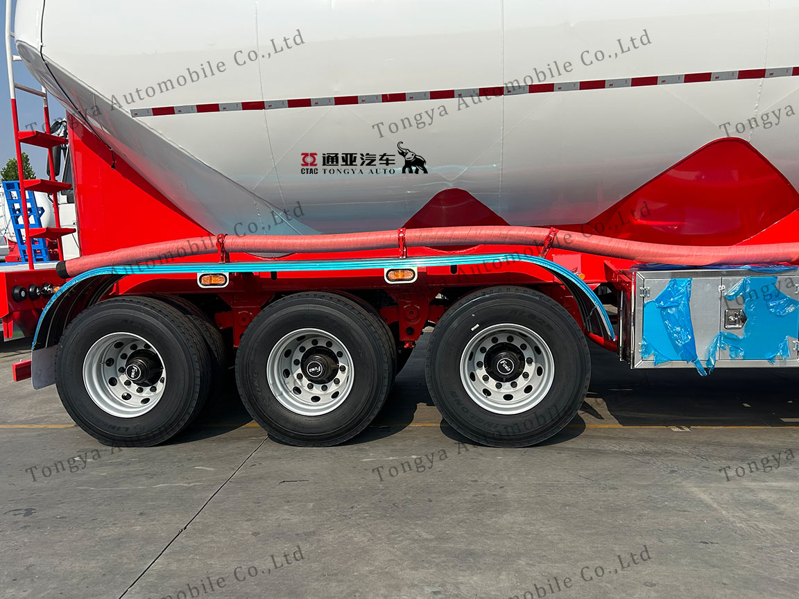 Powder Tanker Semi Trailer with Air Compressor