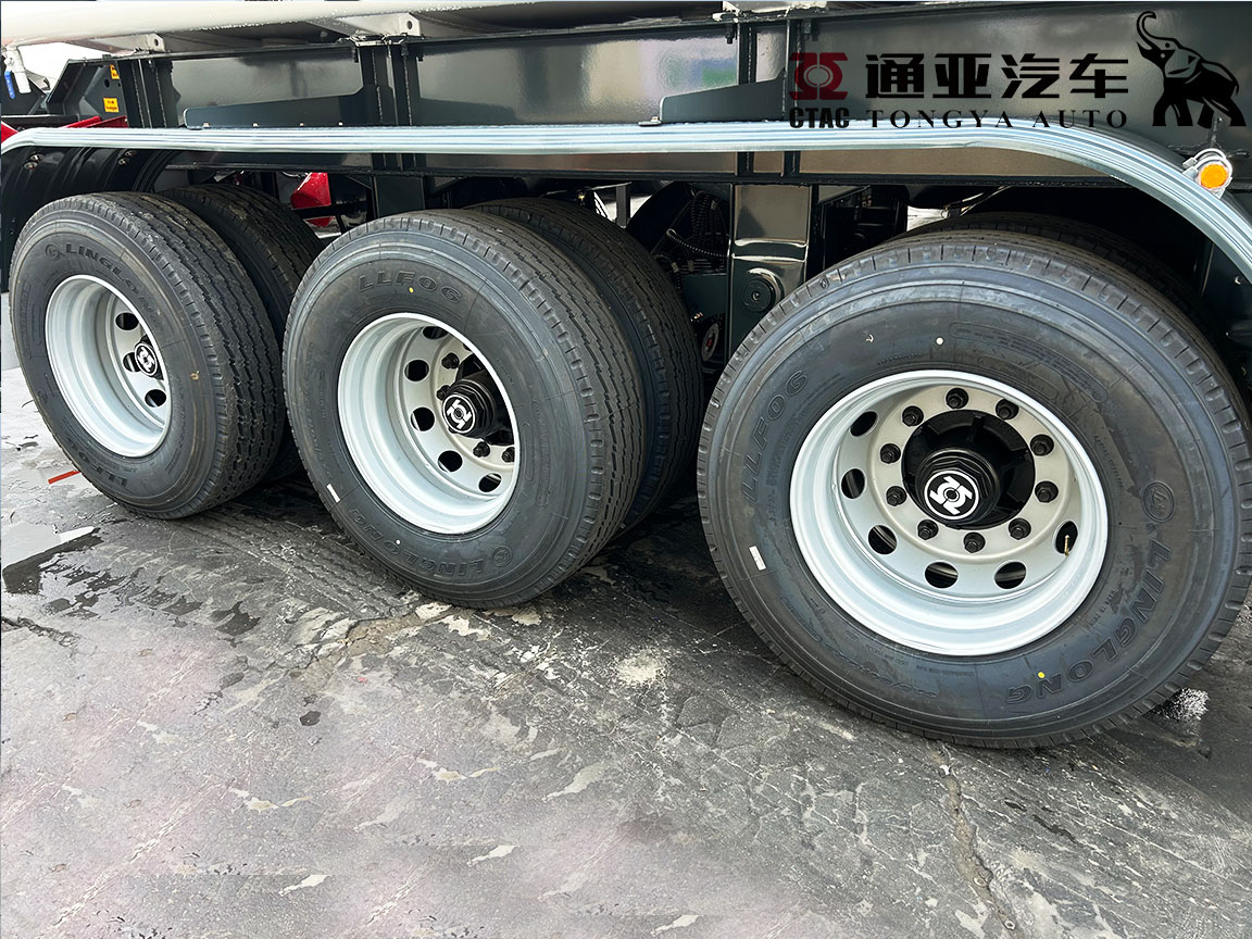 3 Axle Fuel Tanker Semi Trailer for West Africa