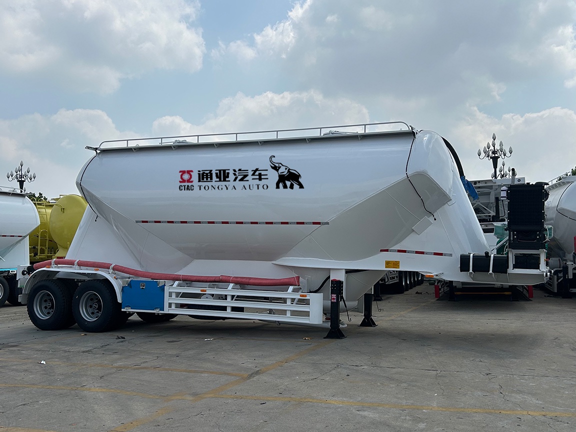 2 Axle Powder Tanker Semi Trailer 2 Axle Powder Tanker Semi Trailer