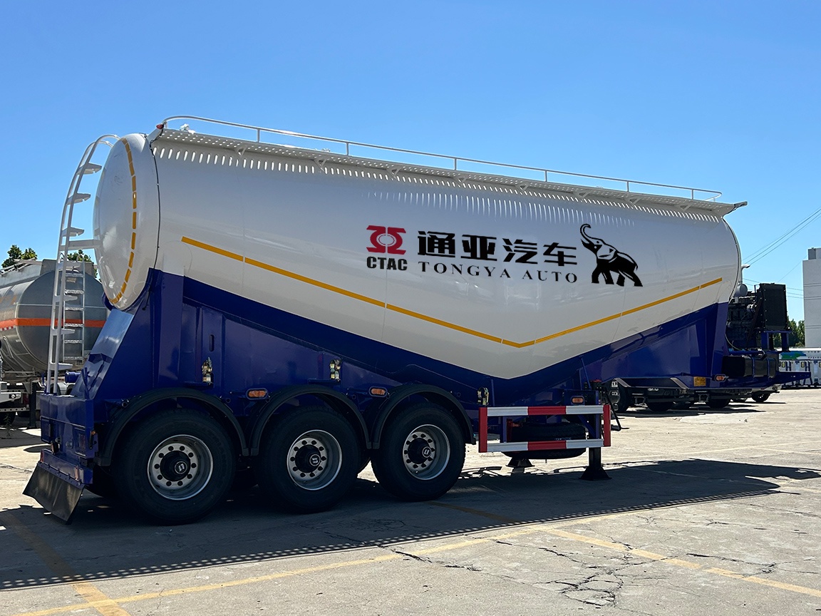 3 Axle Bulk Cement Tanker Semi Trailer