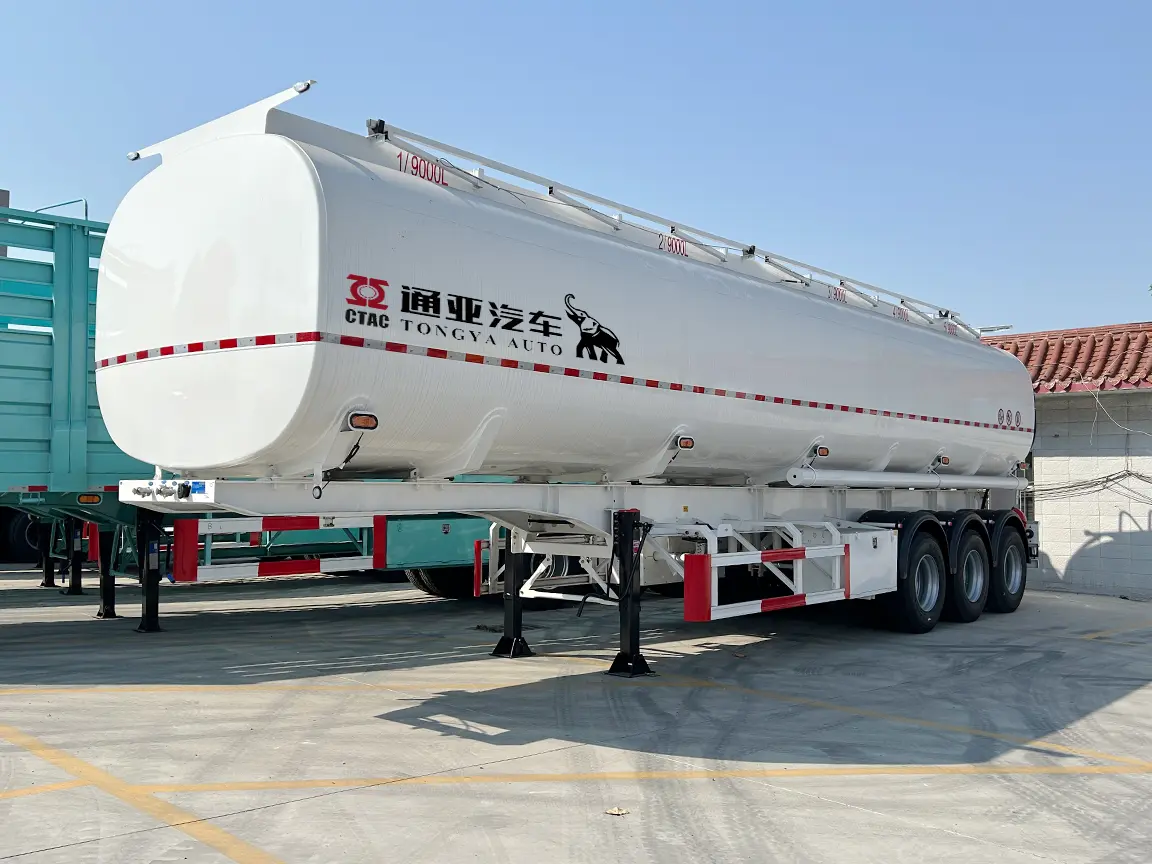 3 Axle Beam Type Fuel Tanker Semi Trailer in Stock