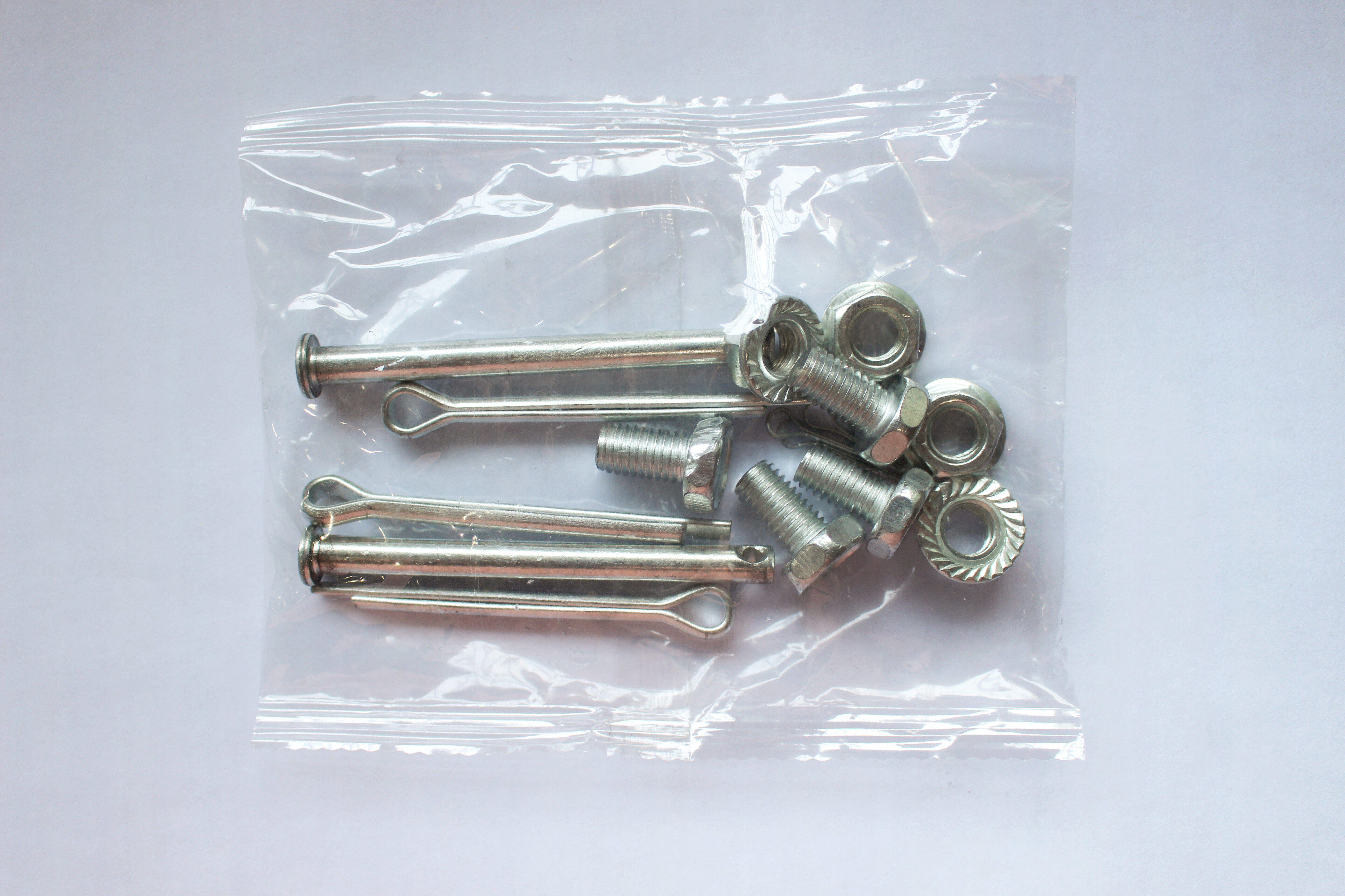 Five vibration tray packaging machine