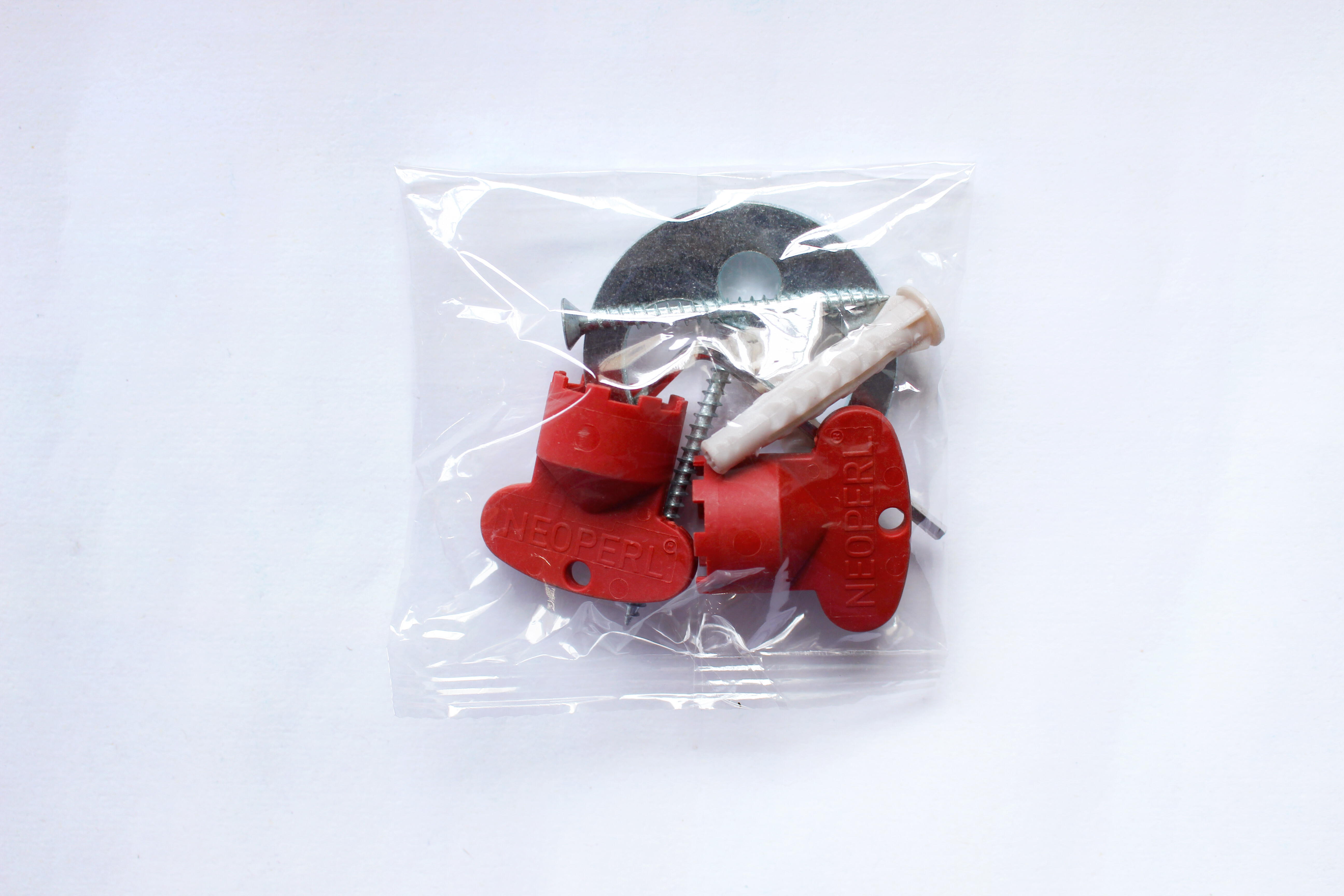 Five vibration tray packaging machine