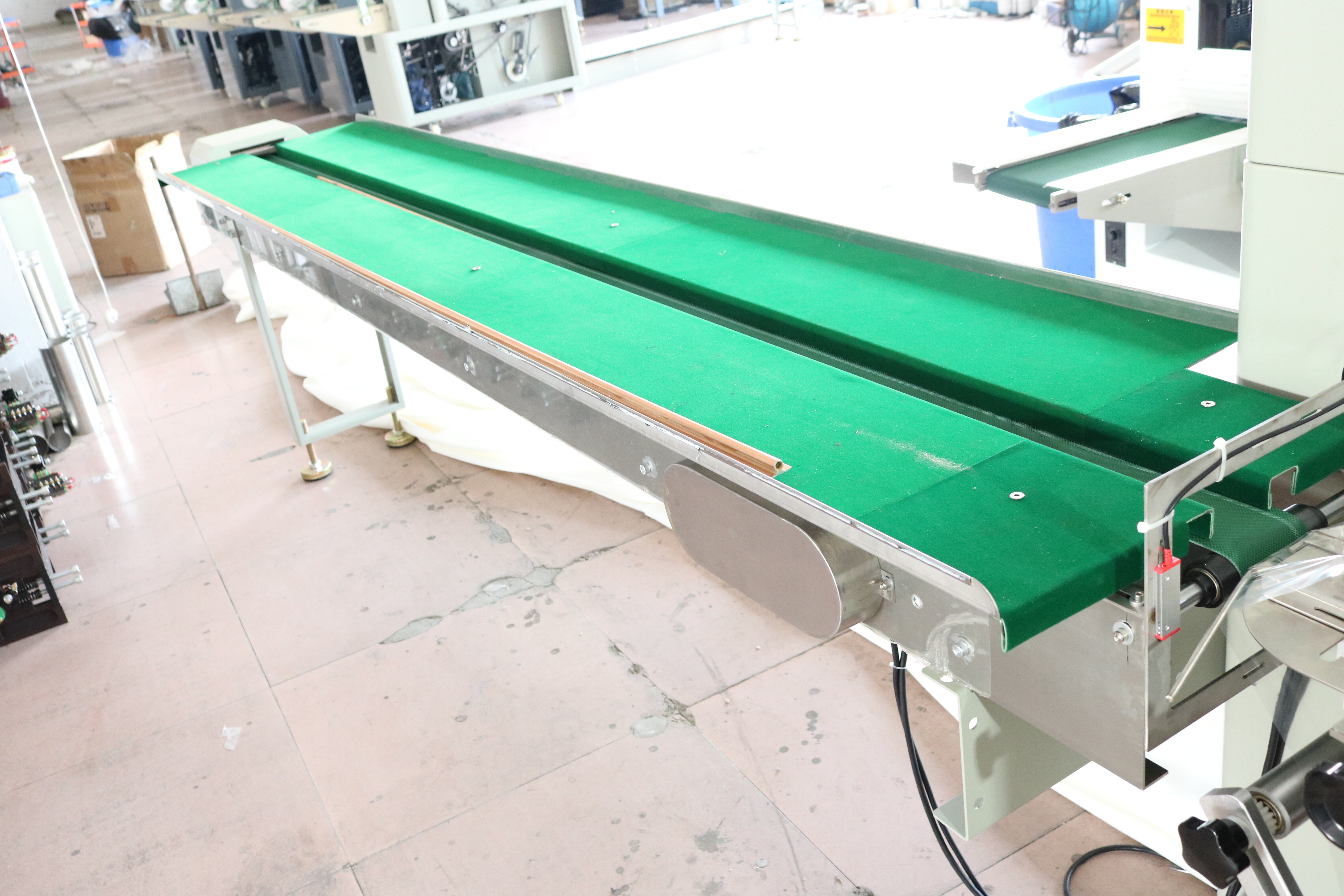 250 Hardware Packaging Machine