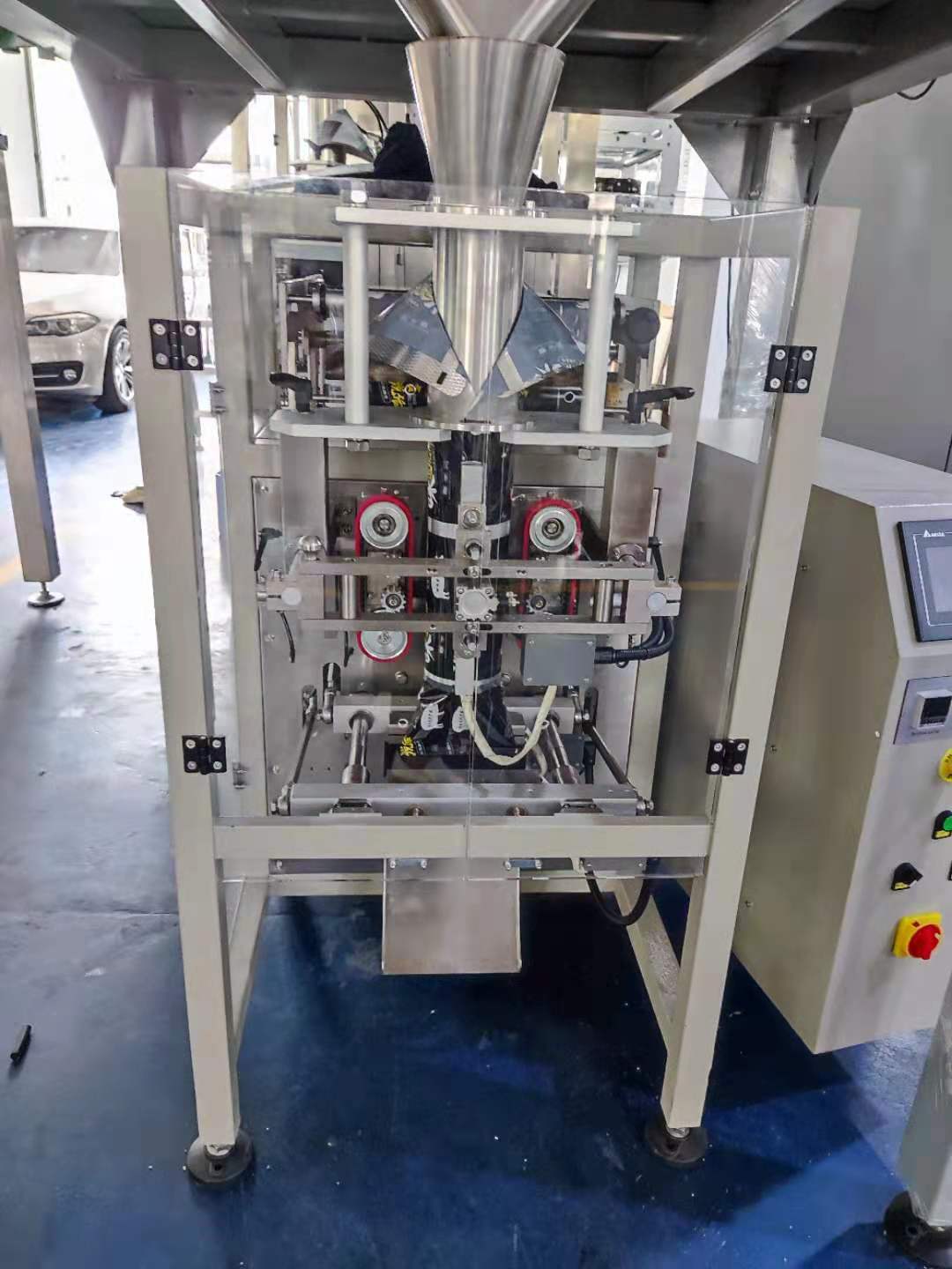 520 ten-head combination weighing and packaging machine