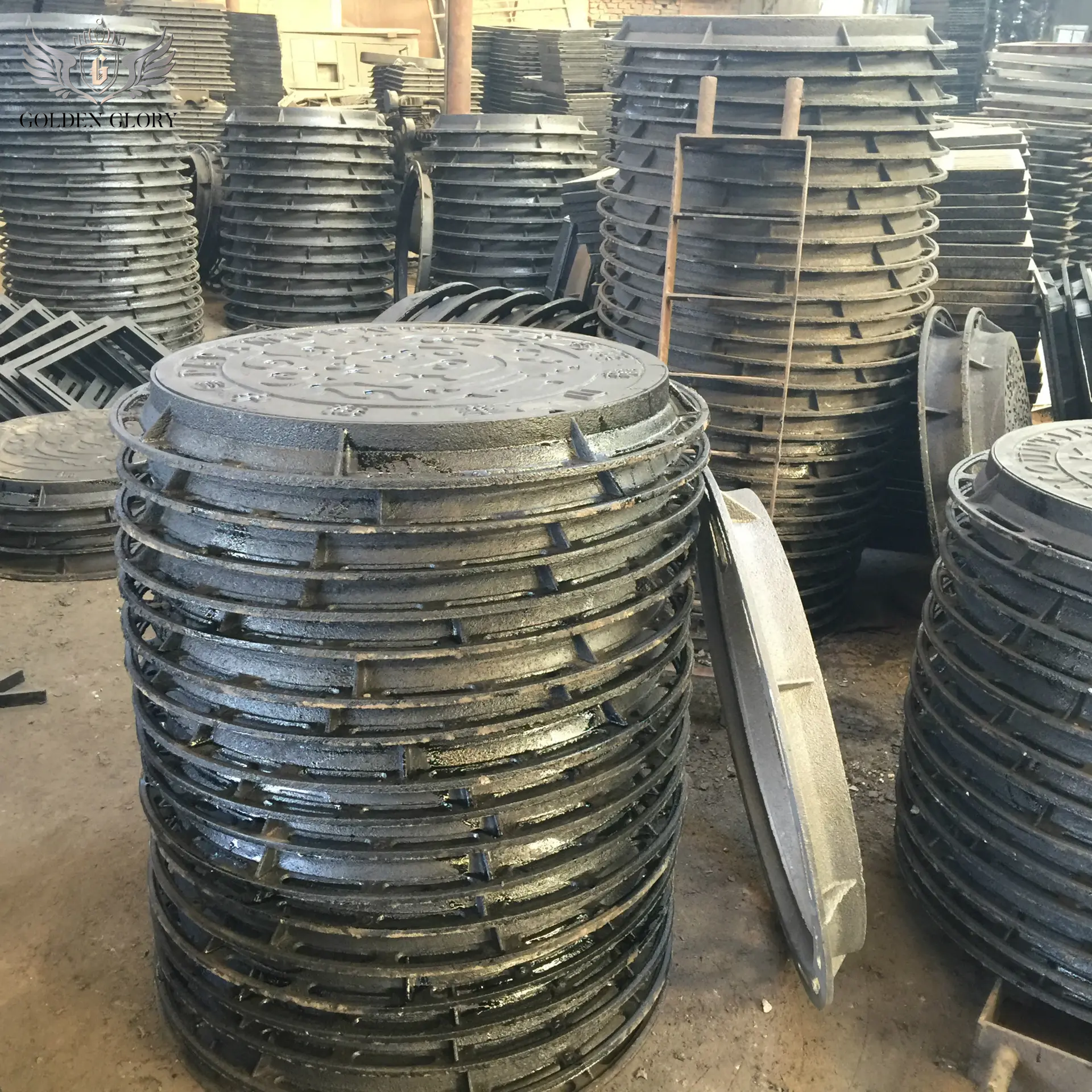 High Strength Square Cast Iron Manhole Cover B125 EN124 D400 Manhole Cover