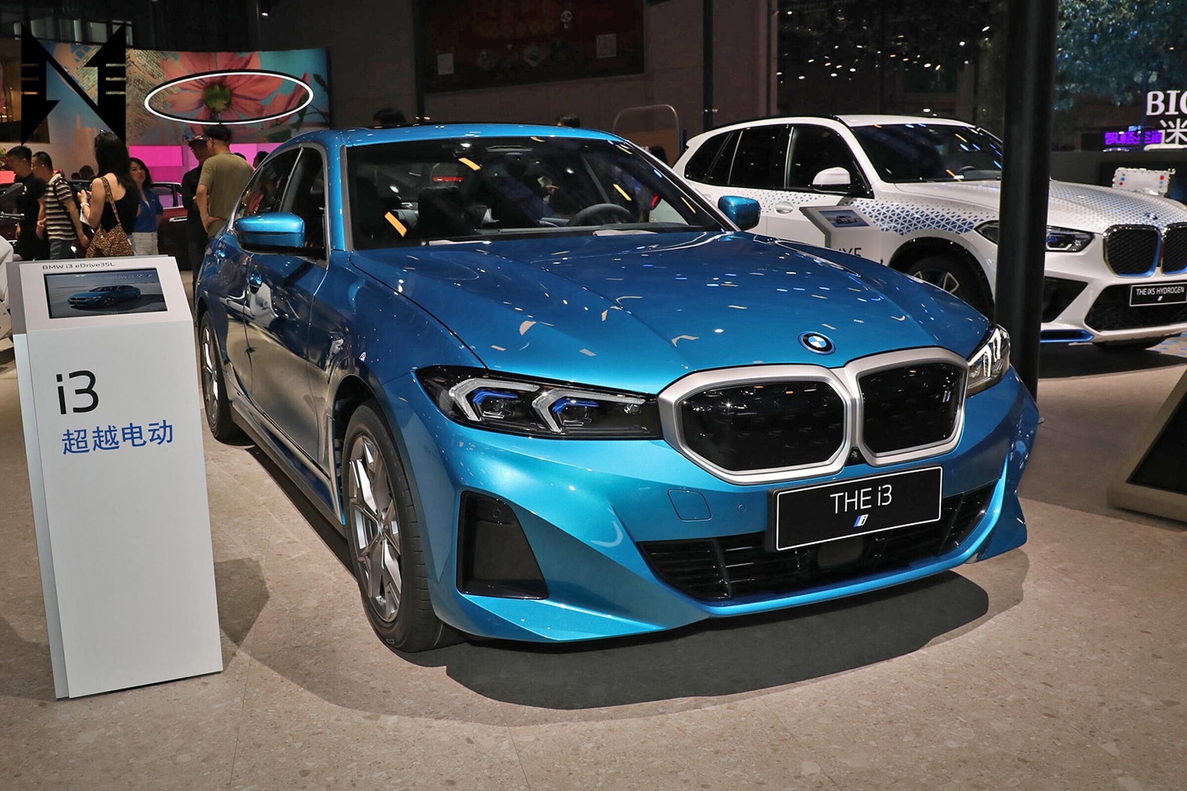 2023 new model BMW i3 eDrive 35 L 526km electric car