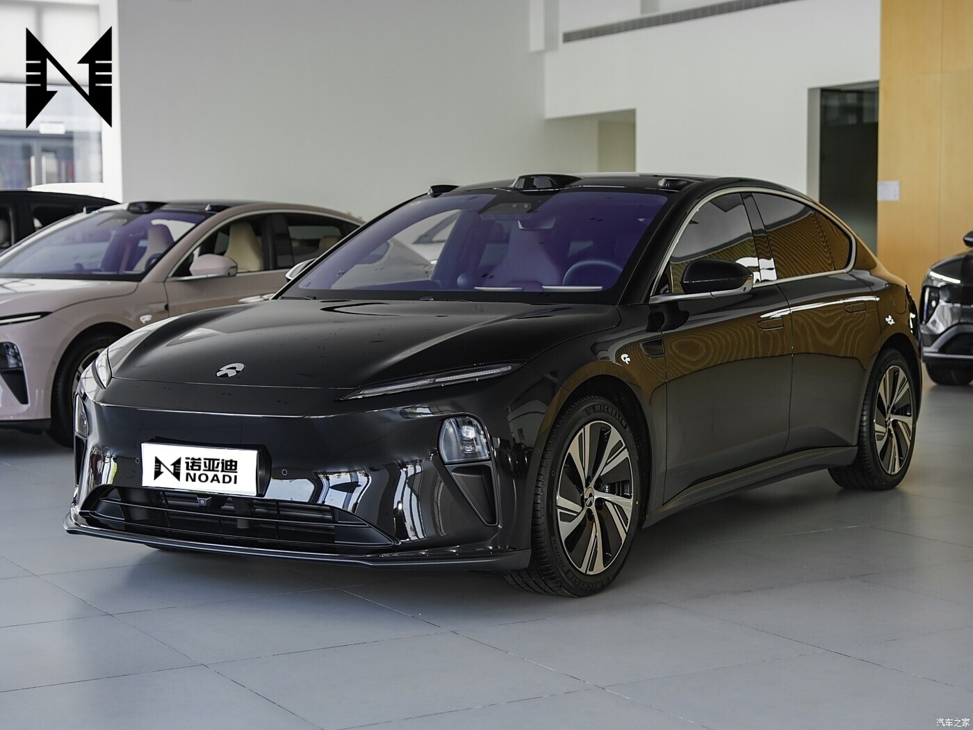 HUGE AUTO ET5 NIO Electric 0km Used Car Auto New Energy Car Nio Et5 2024 Ev Car EV Automobile Electric Vehicle 