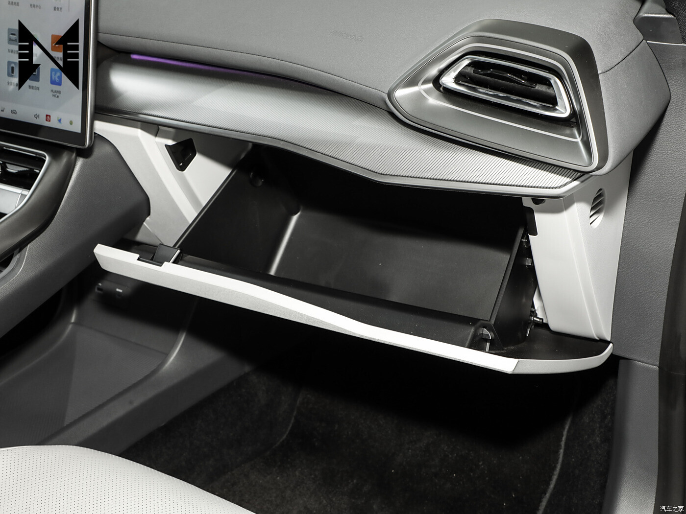 2024 Arcfox Alpha S5 Pure Electric Medium Size Sedan Extreme Fox Alpha S5 New Energy Vehicle For Adult High end Ev Cars