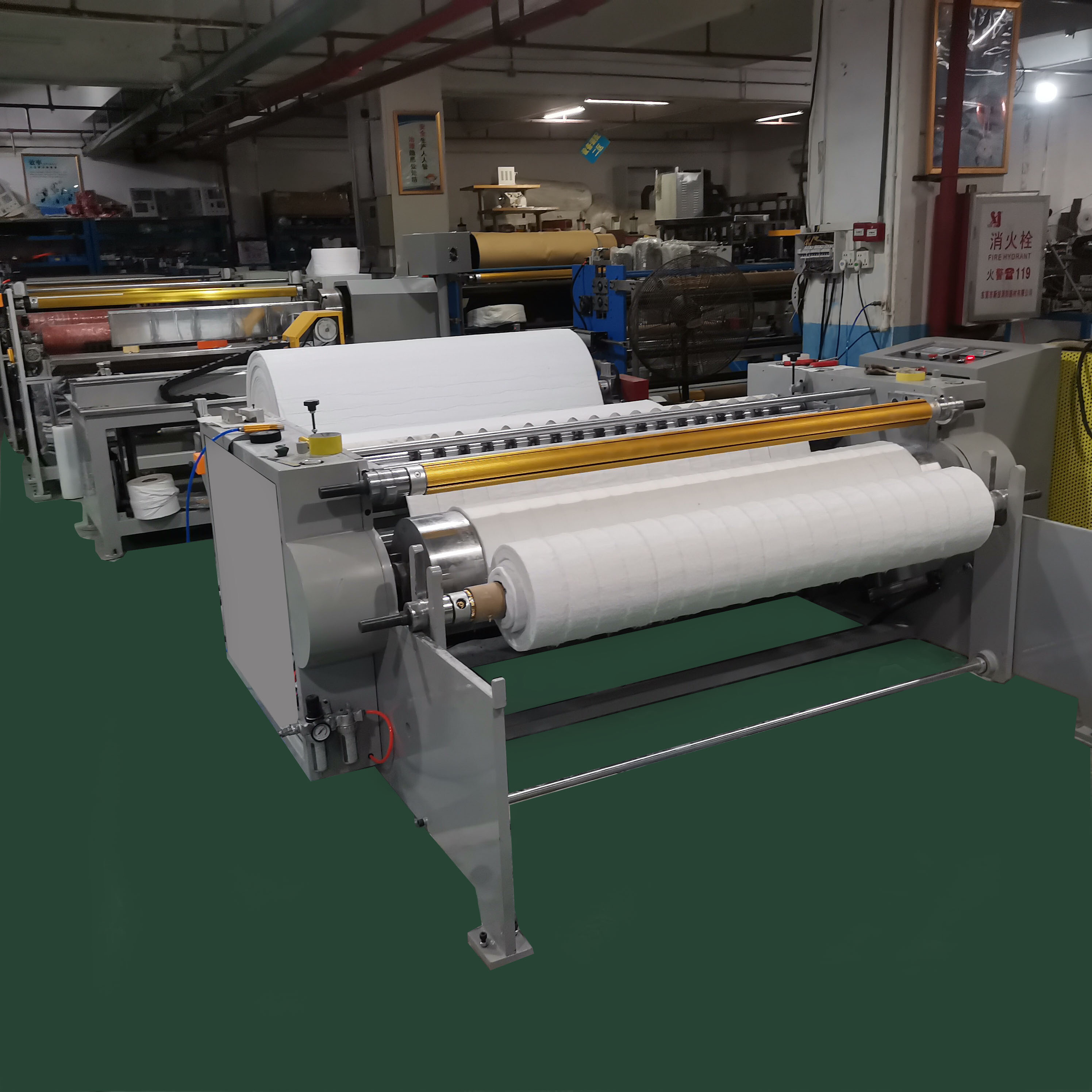 ZF-68 Glass fiber slitting and rewinding machineGlass fiber slitting and rewinding machine