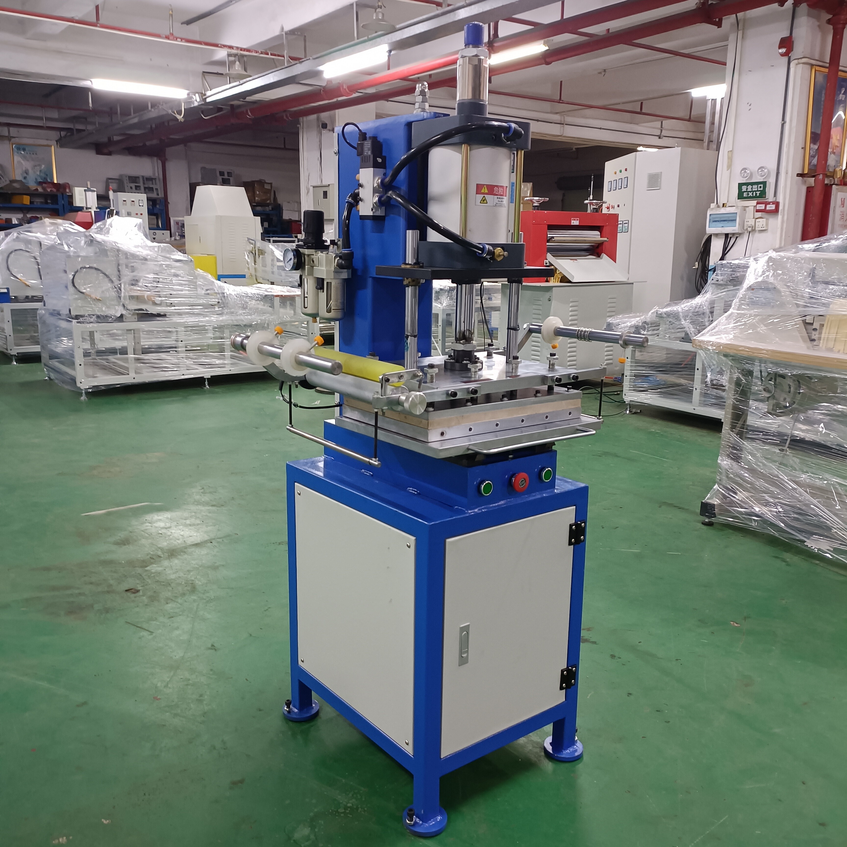 ZF-30Air pressure flat hot stamping machine leather hot stamping machine embossing machine mechanical creasing equipment manufacturer