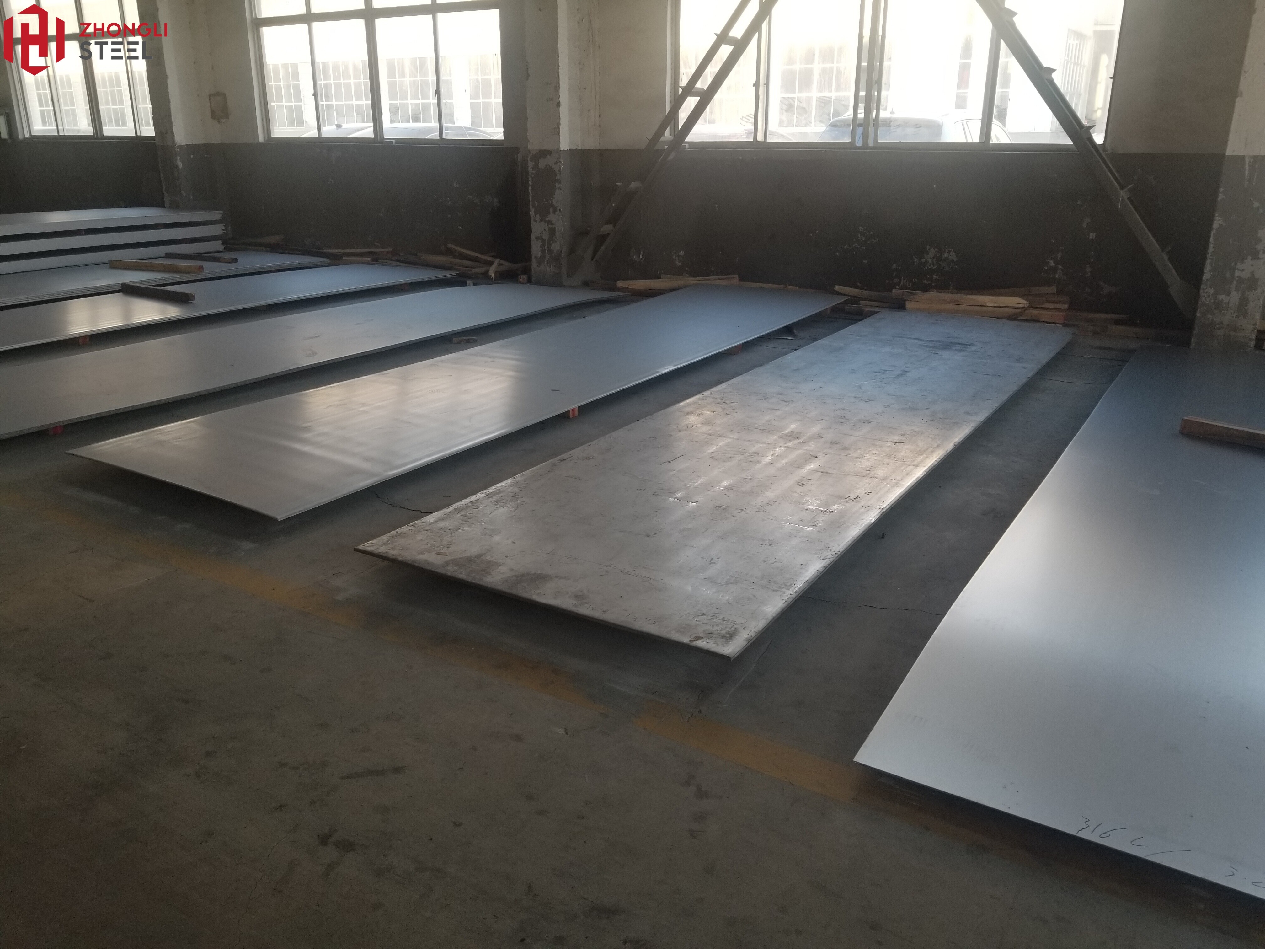 STAINLESS STEEL PLATE STAINLESS STEEL PLATE