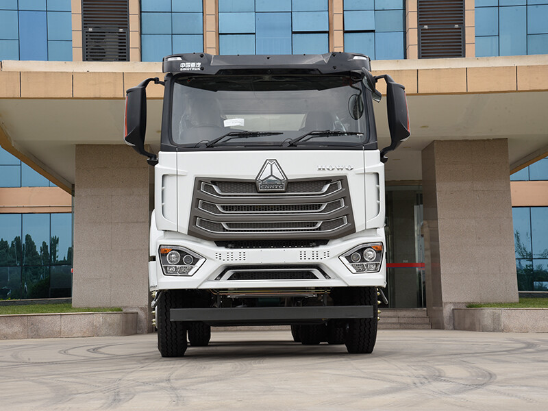 HOWO NX TRACTOR TRUCK
