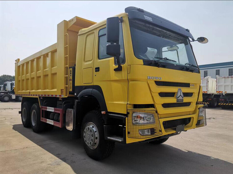 HOWO DUMP TRUCK
