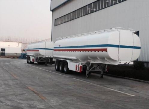 SINOTRUK 35000L FUEL TANK TRAILER