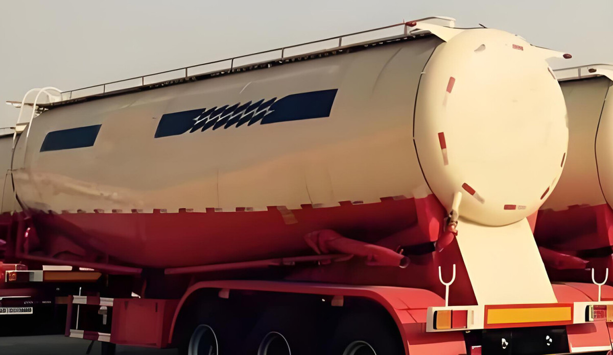 SINOTRUK 30m³ BULK CEMENT TRAILER.jpg
