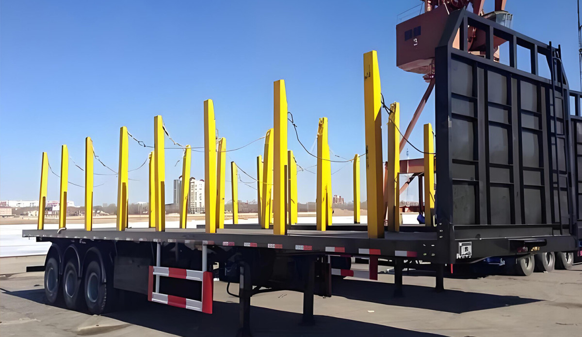 SINOTRUK FLATBED TRAILER WITH PILLAR.jpg