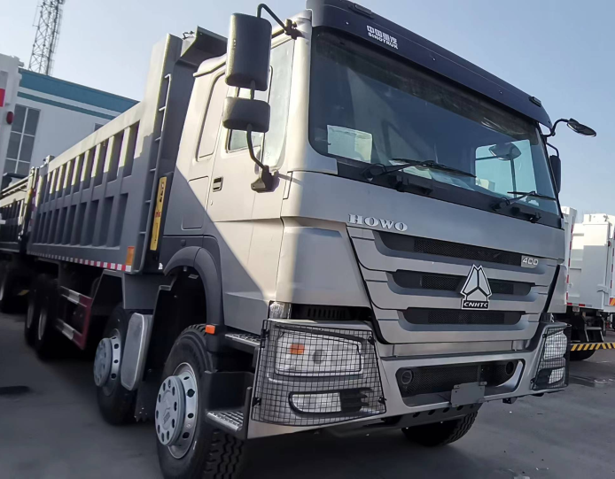 HOWO 8x4 Gray + Tianzi grid