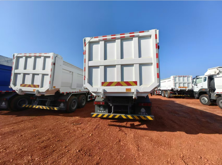 NX 8X4 White+U-shaped+tarpaulin