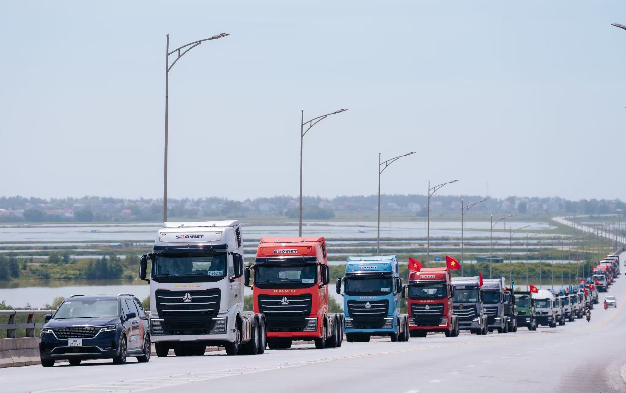 SINOTRUK Secures Over 800 Vehicle Orders in Vietnam