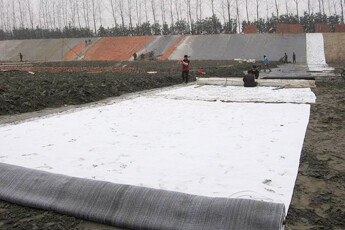 Product introduction of bentonite waterproof blanket