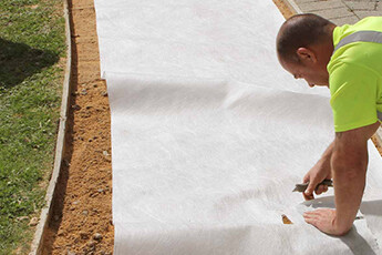 The difference between geotextile filament and short filament