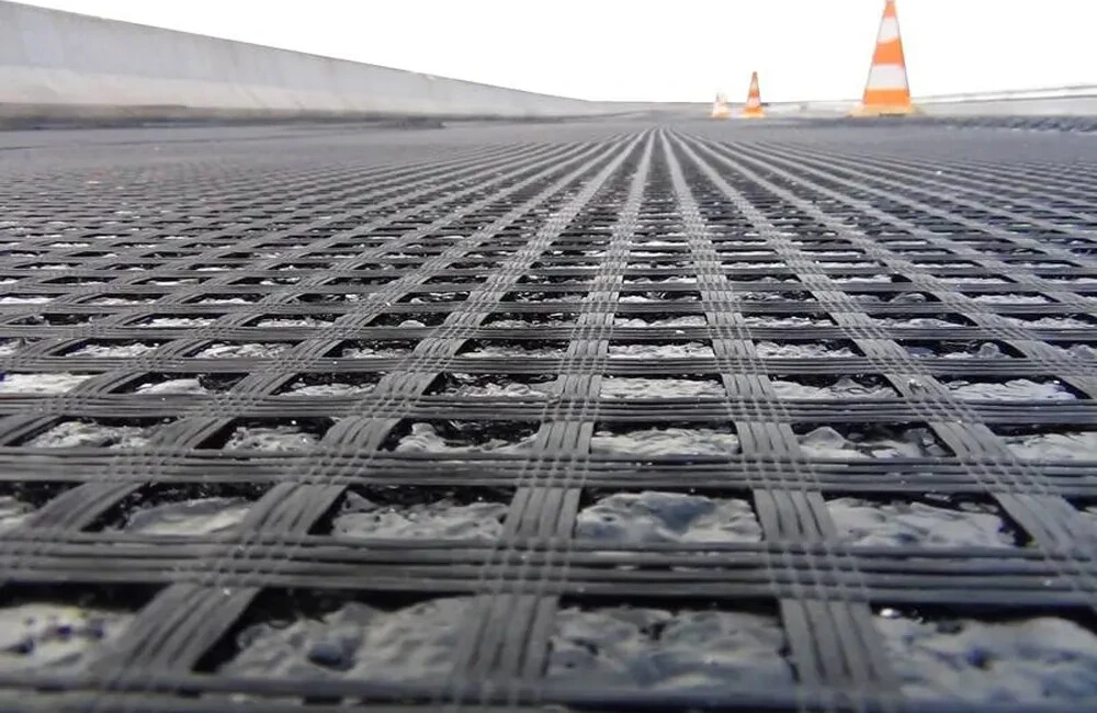 Polyester warp knitted geogrid
