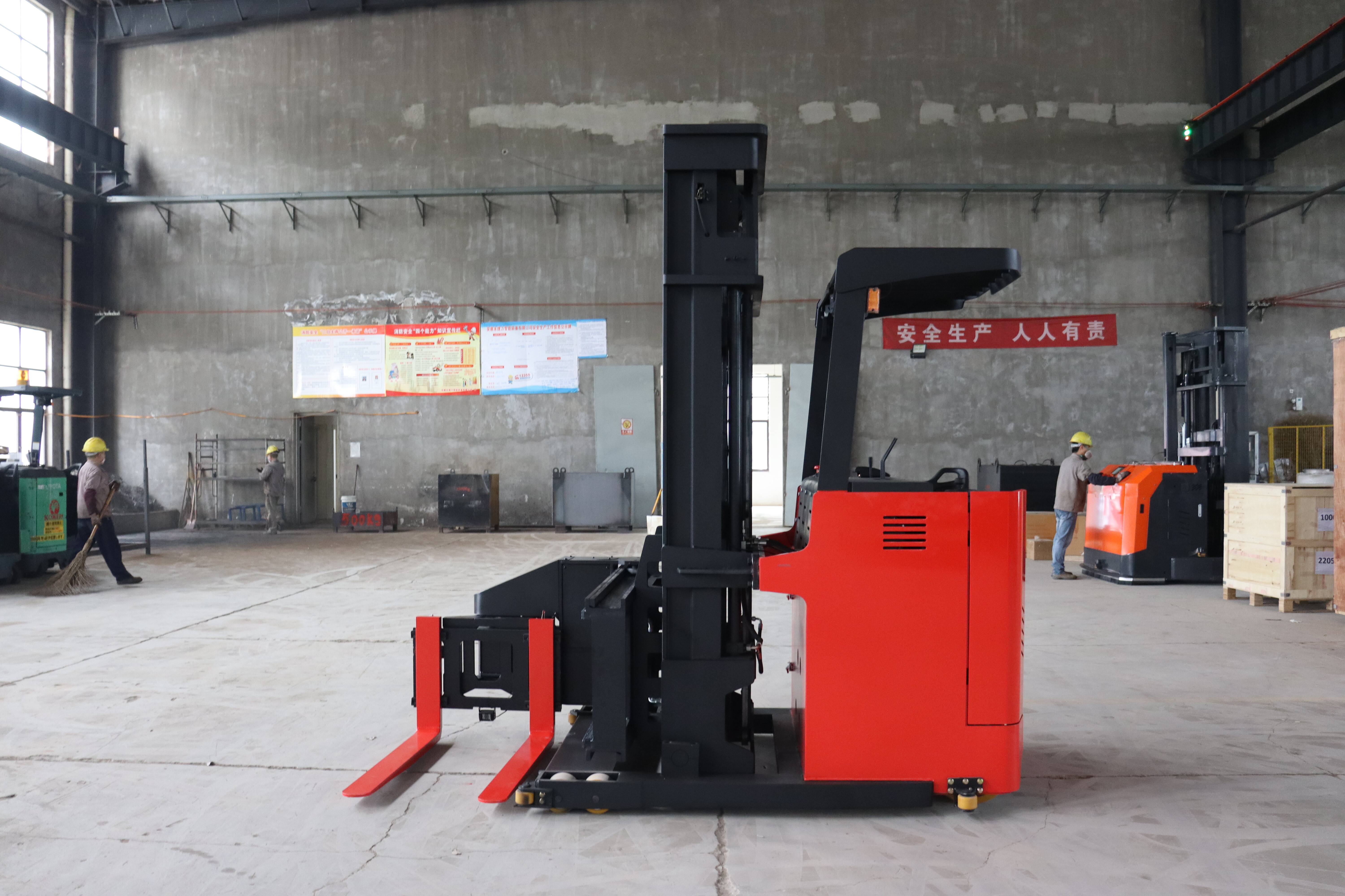 3-way Electric Reach Truck