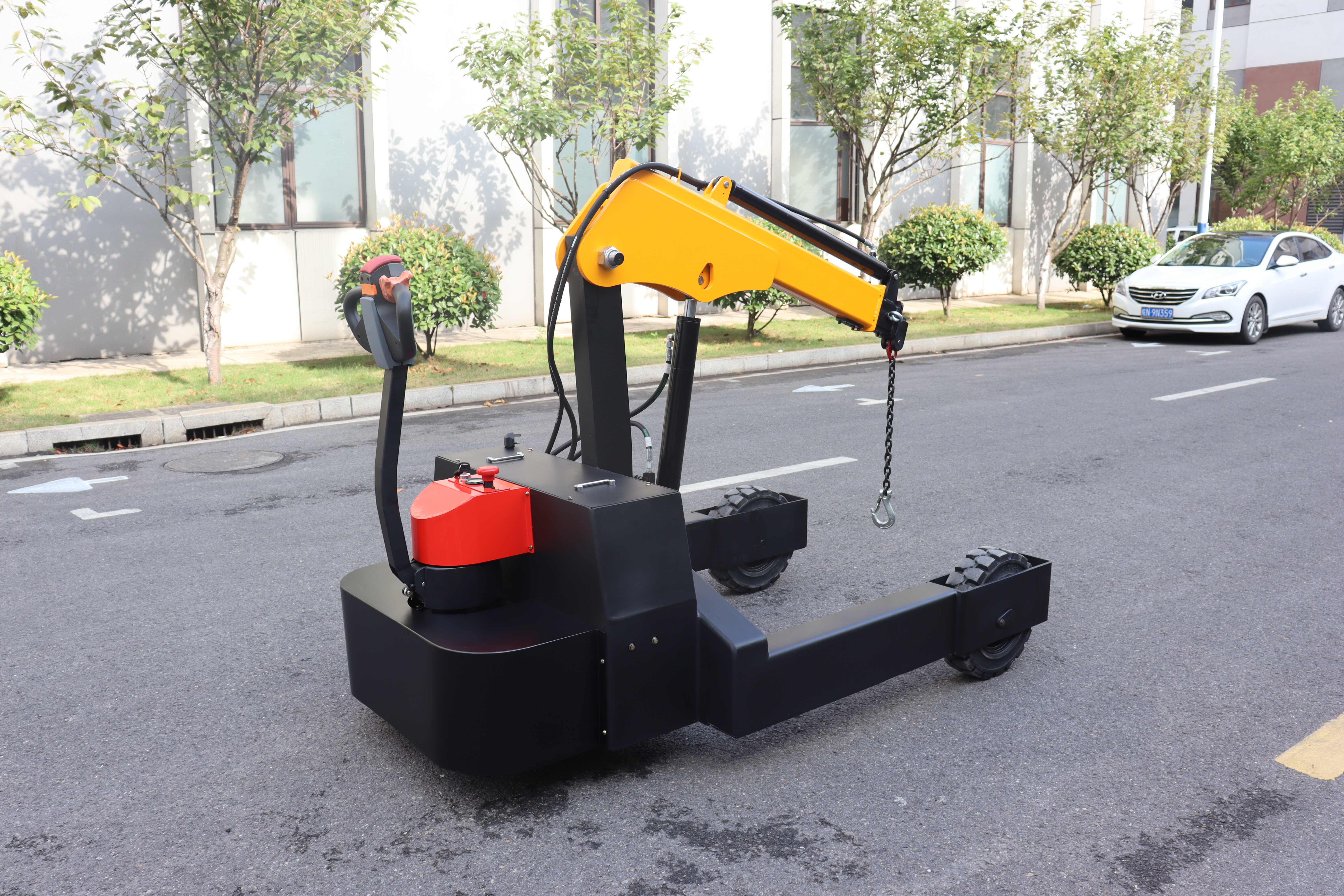 Off-road Crane Truck