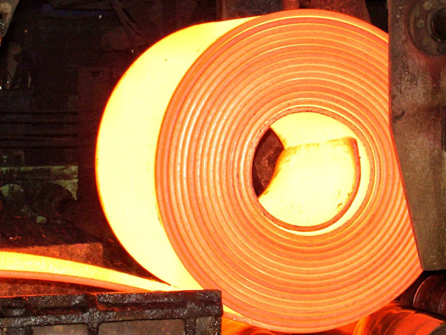 Nucor Raises Hot-Rolled Coil Price to $1,040 per Ton in the U.S. Nucor Raises Hot-Rolled Coil Price to $1,040 per Ton in the U.S.