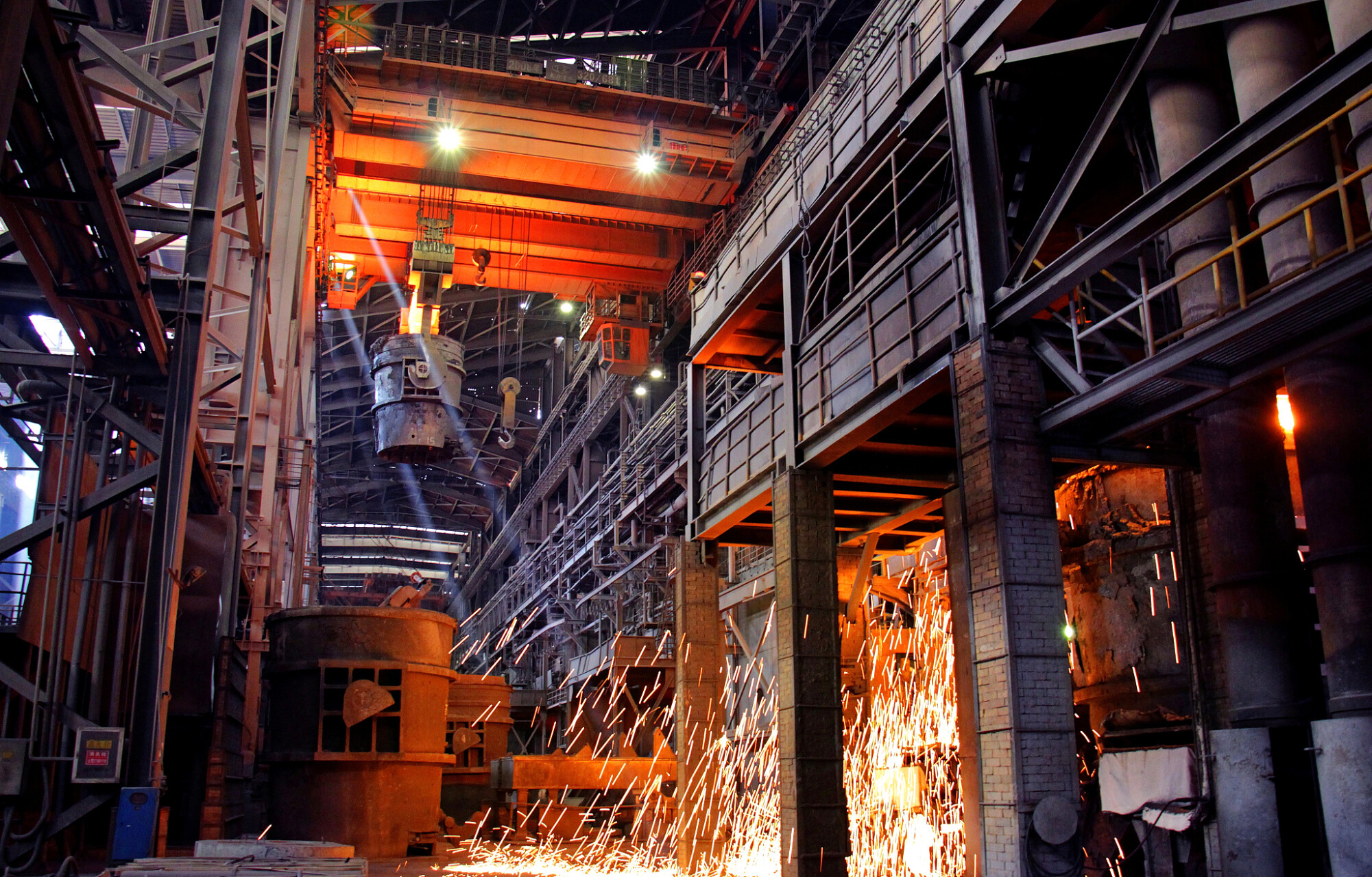 Global pig iron production increased by 8% m/m in October