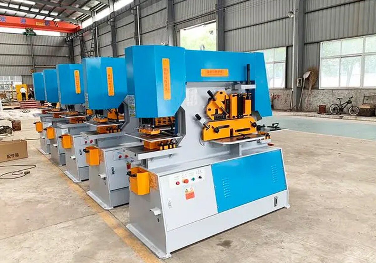 Steel Rod Cutting Machine