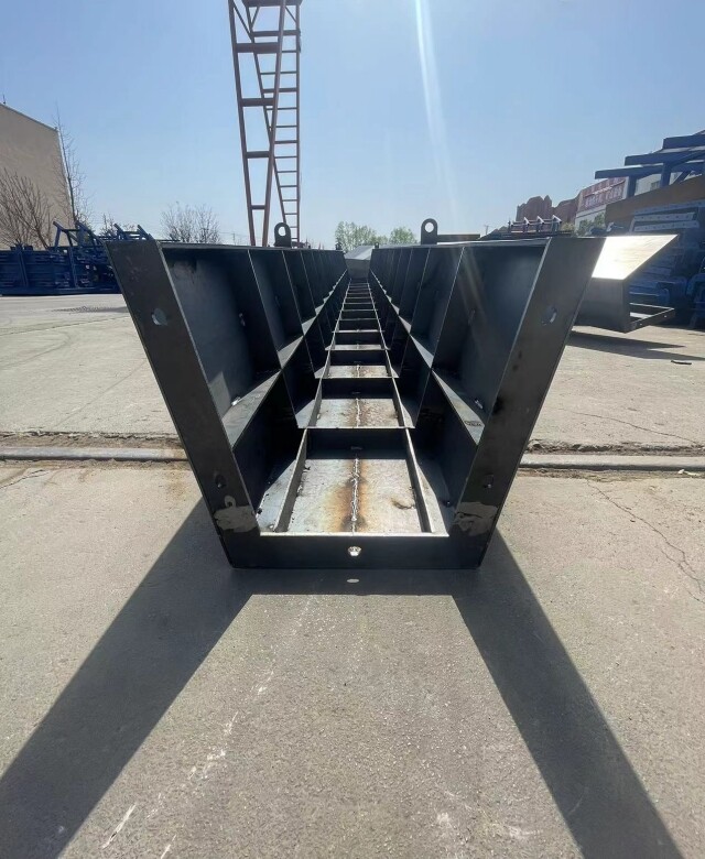 Channel U-beam formwork