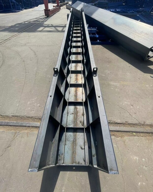 Channel U-beam formwork