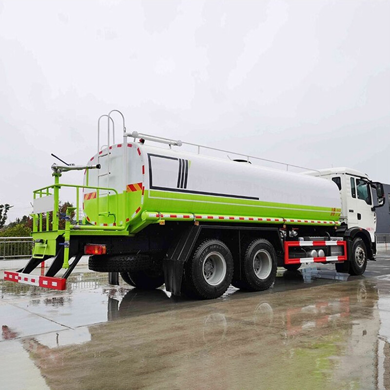 HOWO 336HP 10000 Liters Water Sprinkler Tank Truck