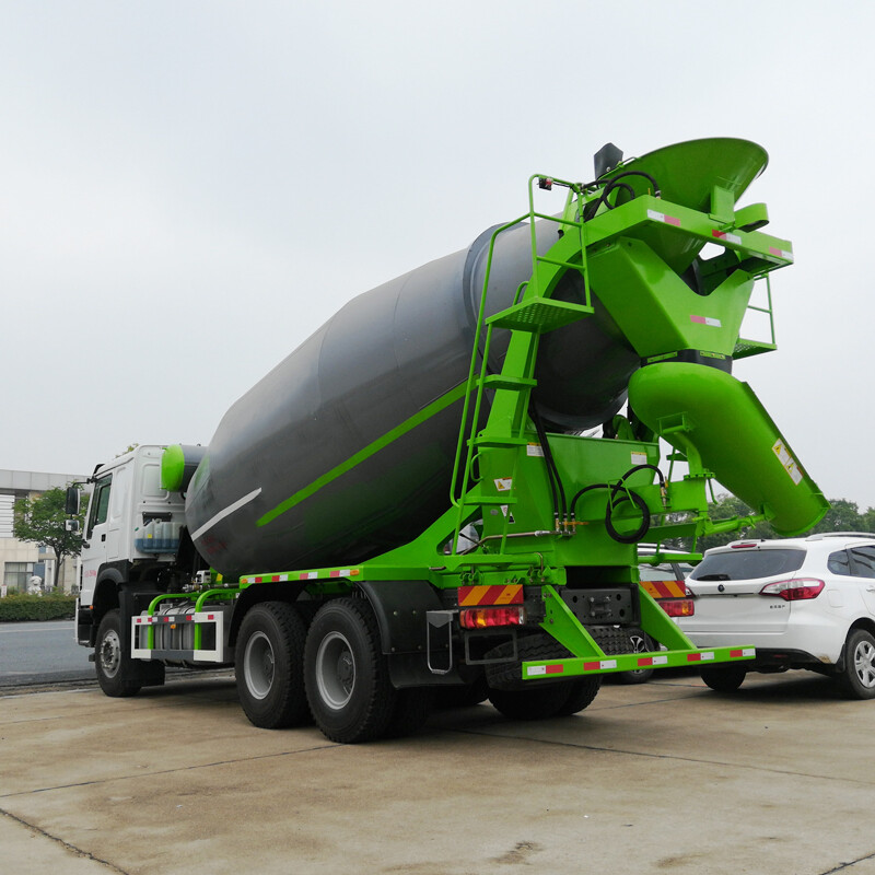 Sinotruk Howo 5m3/10m3 Concrete Cement Mixer Truck