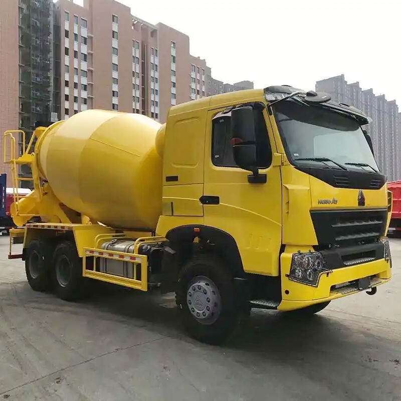 Sinotruk Howo 5m3/10m3 Concrete Cement Mixer Truck