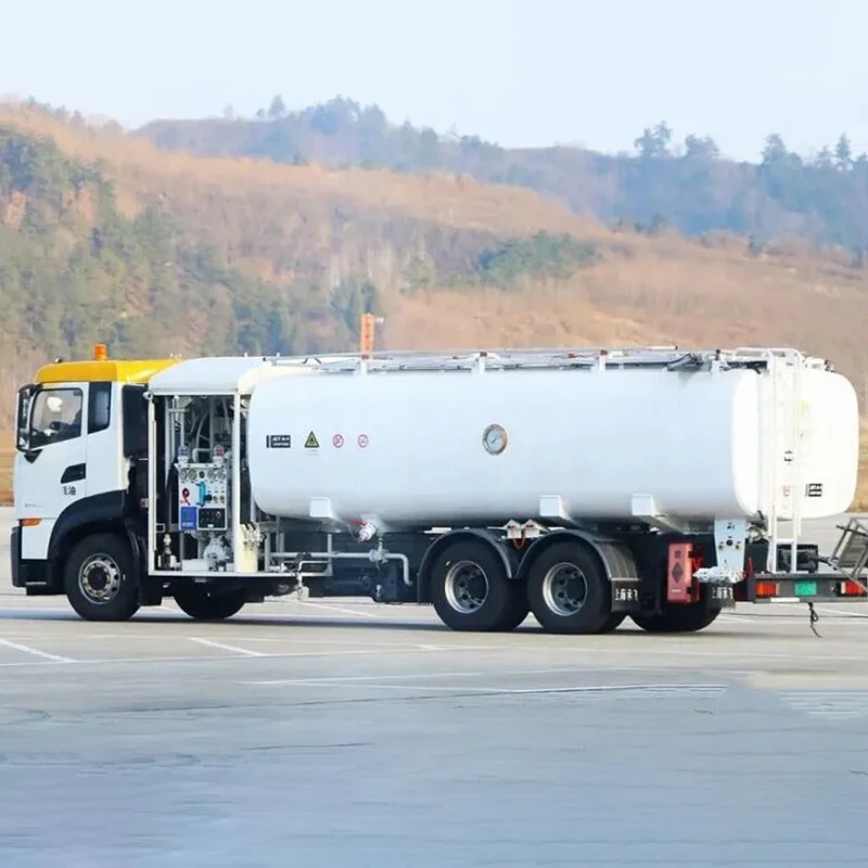 Sinotruk Airport Aircraft Jet Fuel Truck Helicopter Refueling Trucks