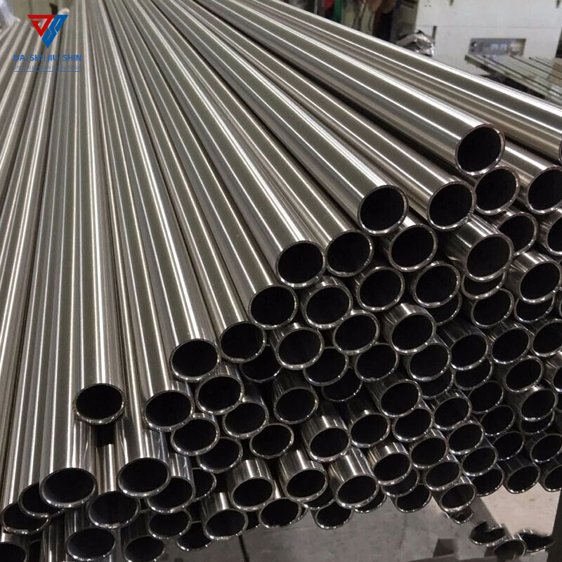 Tubo redondo soldado de acero inoxidable.