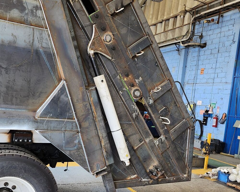 Cylinders for Garbage Truck3.jpg