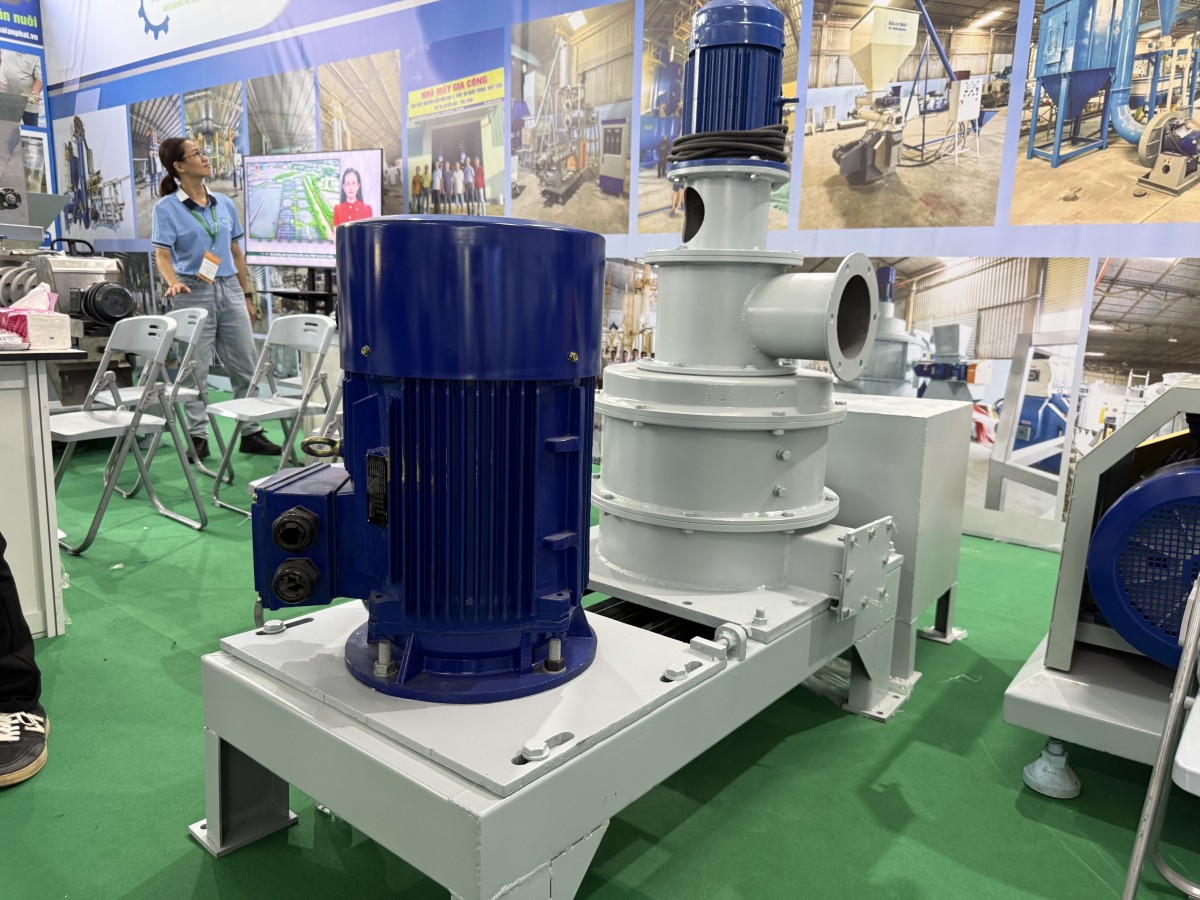 pulverizer.jpg pulverizer.jpg