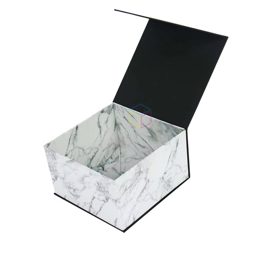 custom packaging with logo hat boxes wholesale