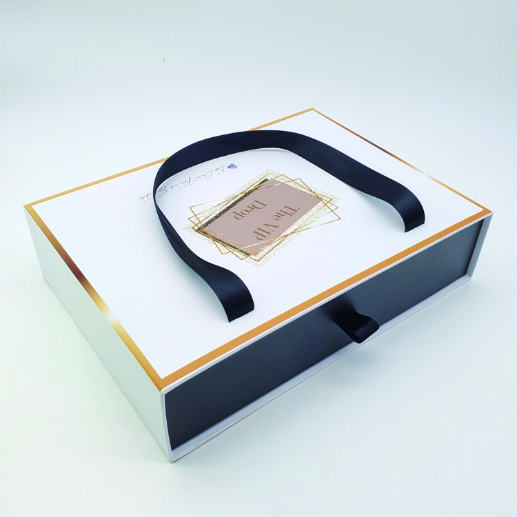  Custom Luxury Hair Bundle Packaging Boxes & Bags - Premium Quality & Fashionable Designs