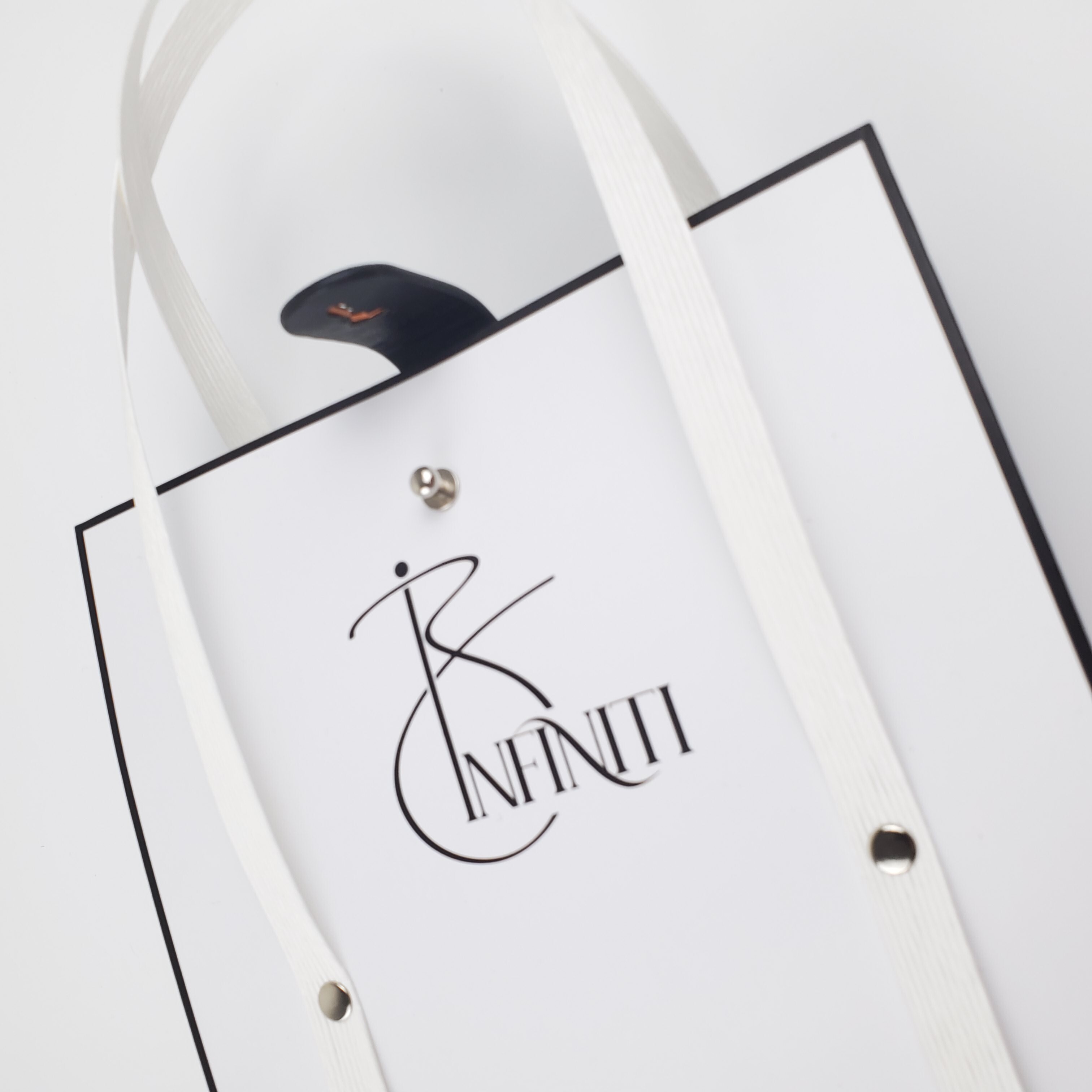  Custom Luxury Cardboard Hair Extensions Packaging Boxes & Wig Bags with Satin Inserts