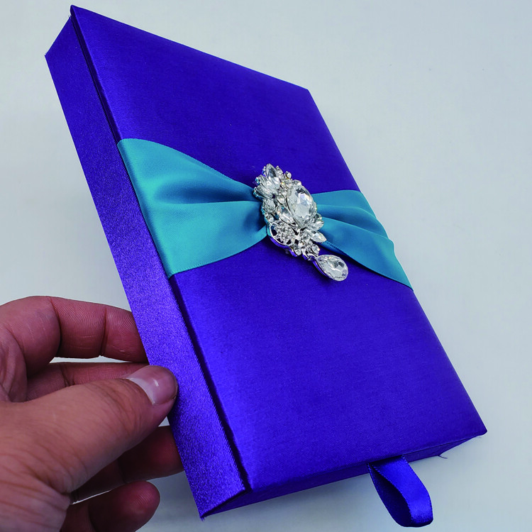  Wholesale Silk Velvet Magnetic Closure Gift Boxes for Sports Cards, Invitations & More