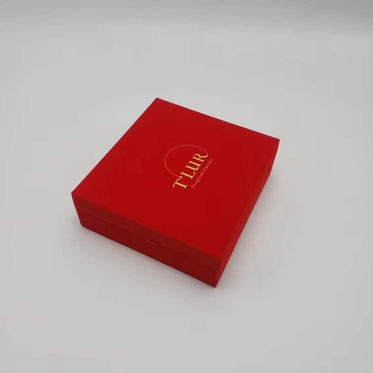  High-Quality Wholesale Custom Red Packaging Boxes Manufacturer for Caviar Transport & Insulation